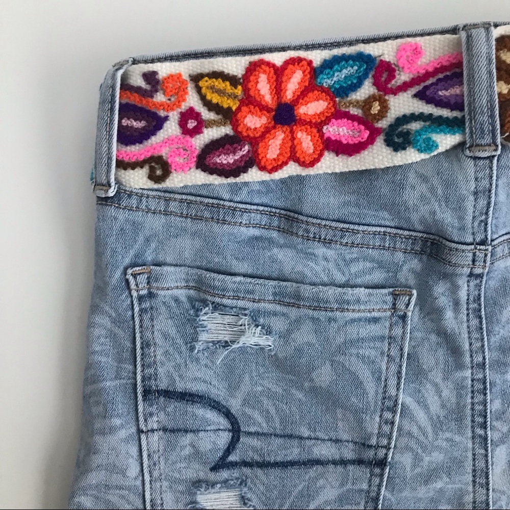 Bohemian Embroidered Floral Belt - Picture 5 of 6